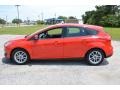 2015 Race Red Ford Focus SE Hatchback  photo #7