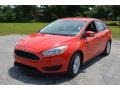 2015 Race Red Ford Focus SE Hatchback  photo #8