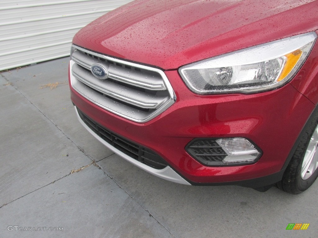 2017 Escape SE - Ruby Red / Charcoal Black photo #10