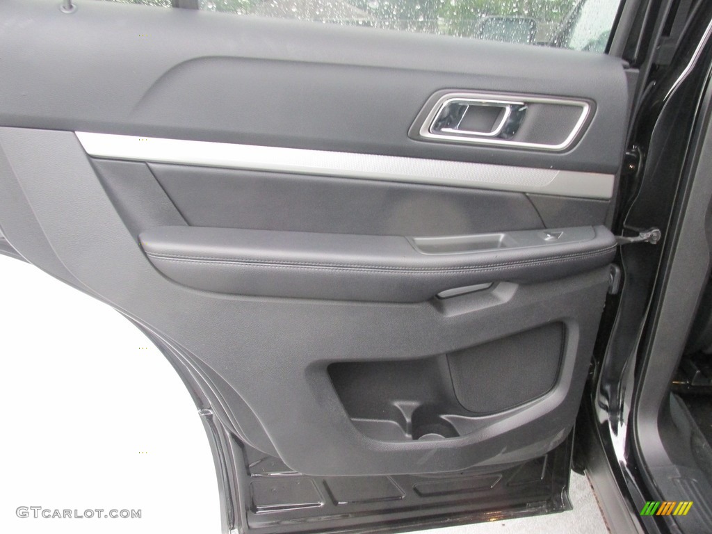2016 Explorer XLT - Shadow Black / Ebony Black photo #19