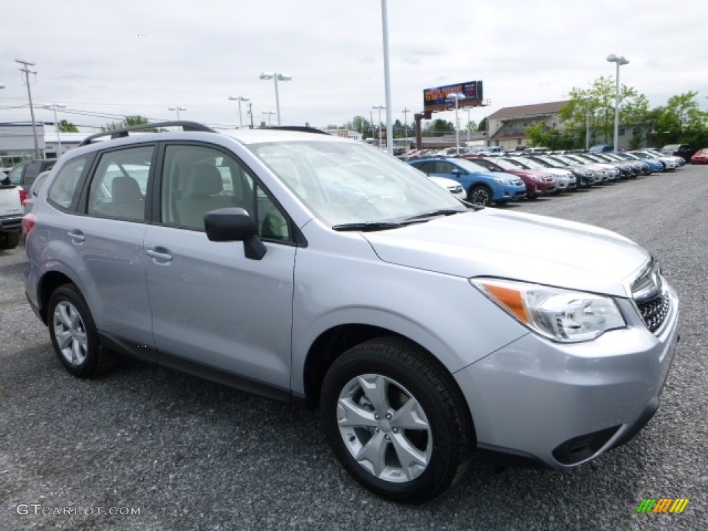 2016 Forester 2.5i - Ice Silver Metallic / Gray photo #1