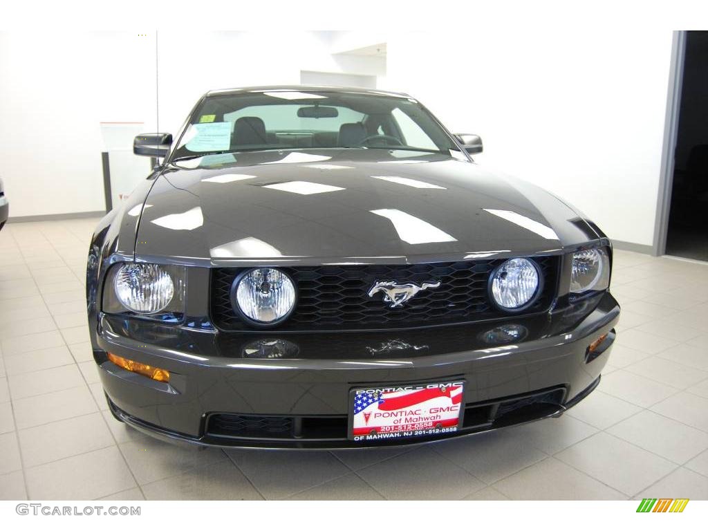 2007 Mustang GT Premium Coupe - Alloy Metallic / Dark Charcoal photo #2
