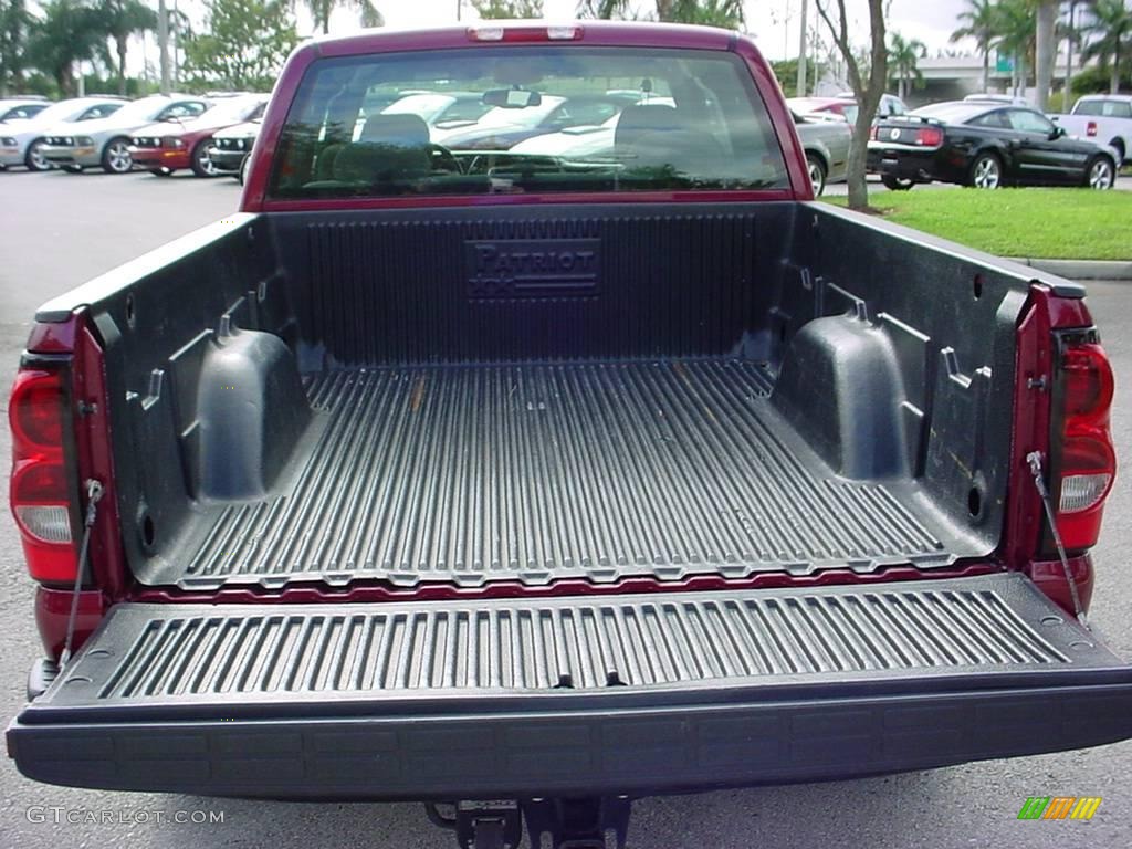 2004 Silverado 1500 LS Extended Cab - Sport Red Metallic / Medium Gray photo #5