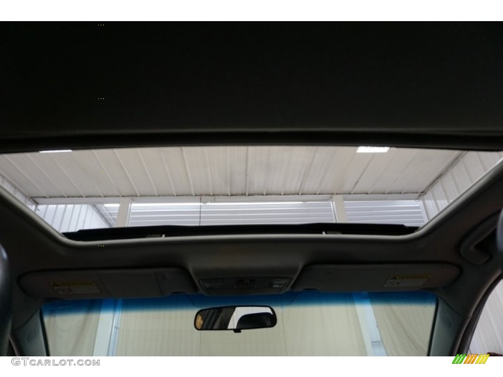 2004 MAZDA6 s Sedan - Performance White / Black photo #25