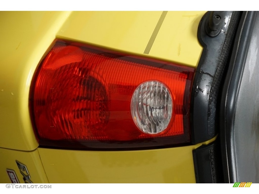 2002 Explorer Sport Trac 4x4 - Zinc Yellow / Dark Graphite photo #70