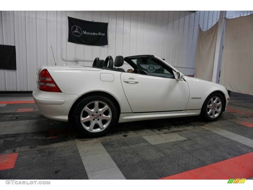 2003 SLK 230 Kompressor Roadster - Alabaster White / Charcoal photo #7