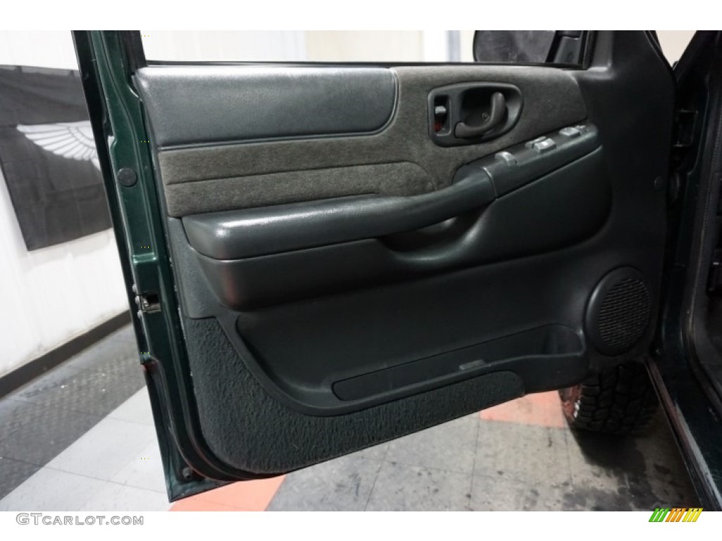 2001 S10 ZR2 Extended Cab 4x4 - Forest Green Metallic / Graphite photo #12