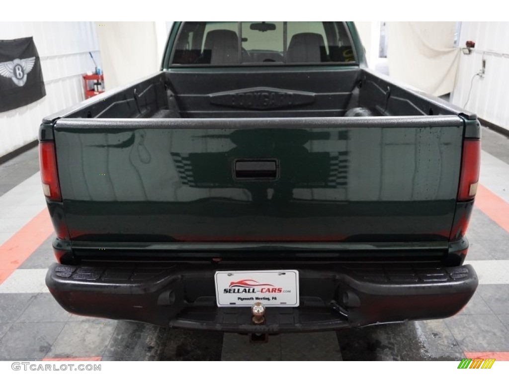 2001 S10 ZR2 Extended Cab 4x4 - Forest Green Metallic / Graphite photo #59