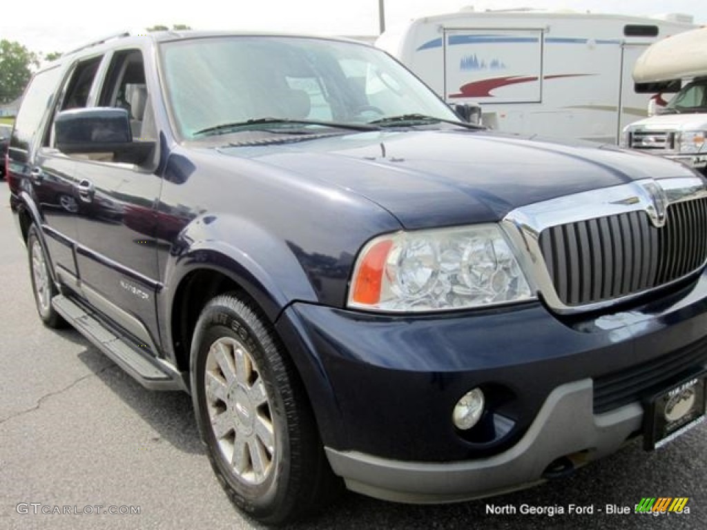 2004 Navigator Luxury 4x4 - True Blue Metallic / Light Parchment photo #28