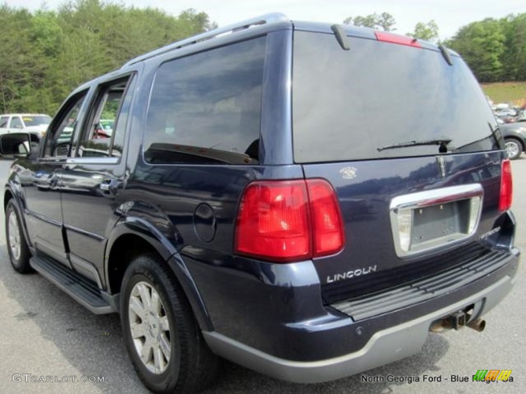 2004 Navigator Luxury 4x4 - True Blue Metallic / Light Parchment photo #30