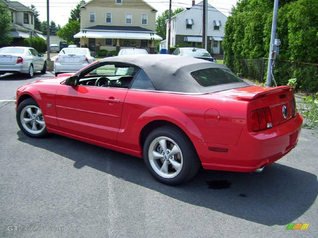 2008 Mustang GT Premium Convertible - Torch Red / Dark Charcoal photo #24
