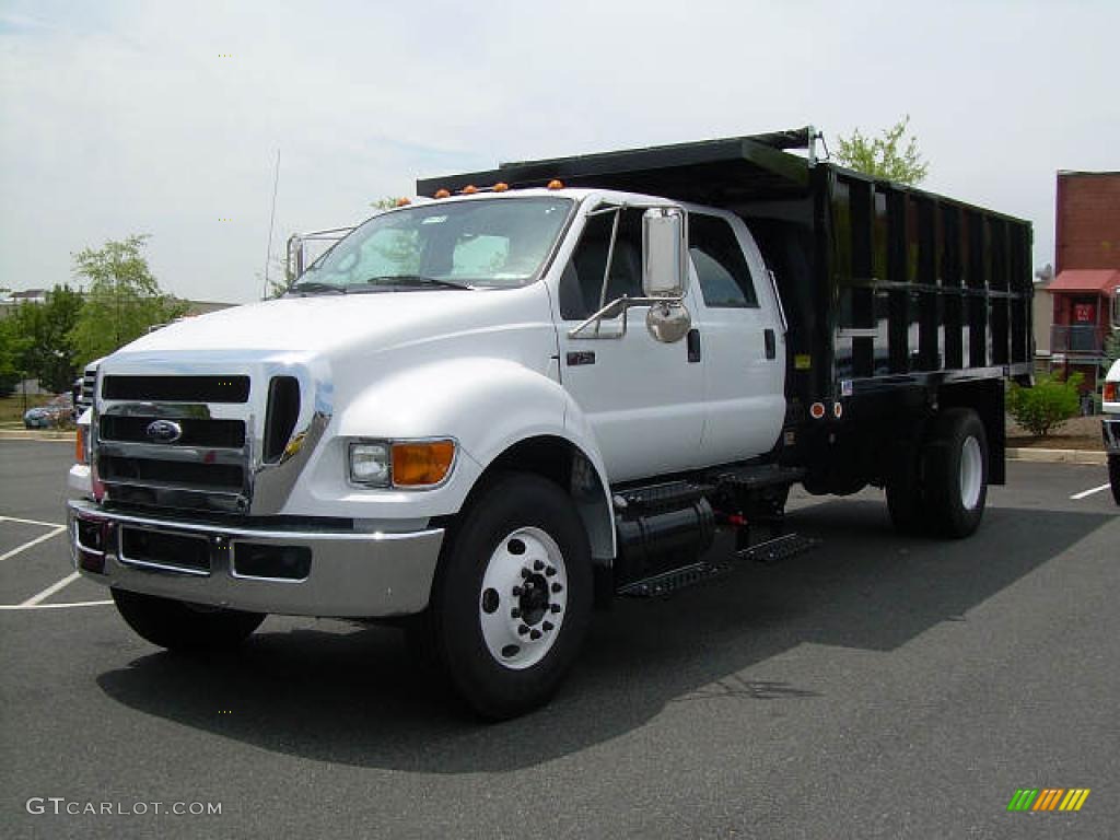 2008 F750 Super Duty XLT Chassis Crew Cab Dump Truck - Oxford White / Medium Flint photo #1