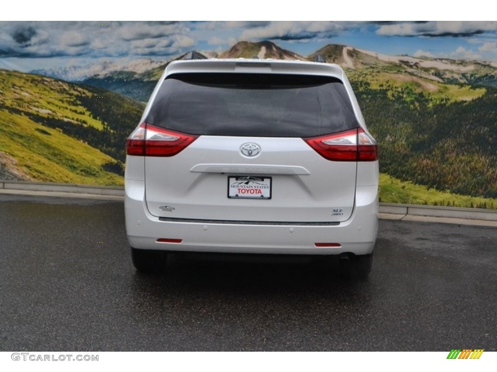 2016 Sienna XLE Premium AWD - Blizzard Pearl / Ash photo #4