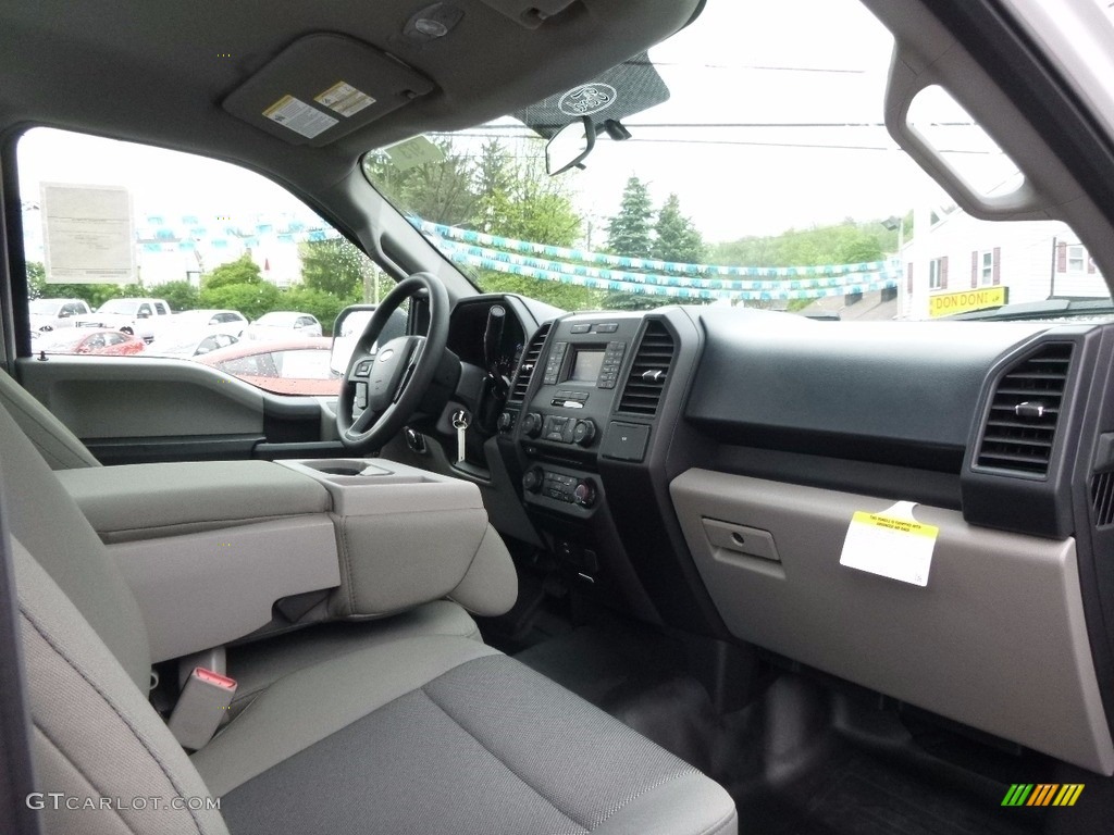 2016 F150 XL Regular Cab 4x4 - Oxford White / Medium Earth Gray photo #5