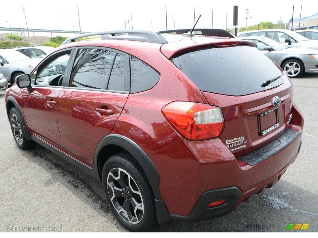2013 XV Crosstrek 2.0 Premium - Venetian Red Pearl / Ivory photo #10