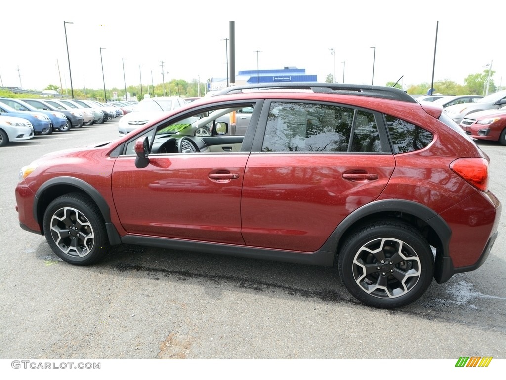 2013 XV Crosstrek 2.0 Premium - Venetian Red Pearl / Ivory photo #11