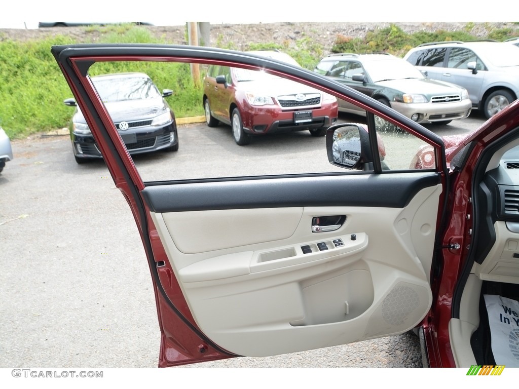 2013 XV Crosstrek 2.0 Premium - Venetian Red Pearl / Ivory photo #22