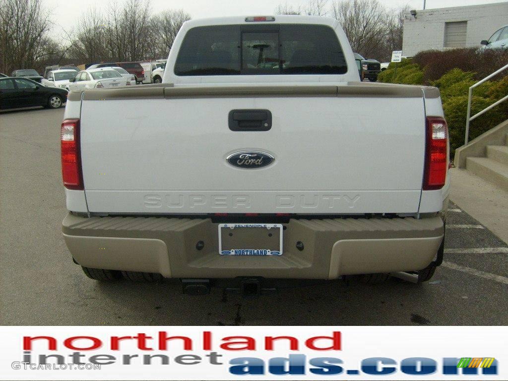 2009 F450 Super Duty King Ranch Crew Cab 4x4 - Oxford White / Chaparral Leather photo #3