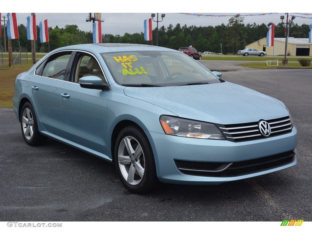 2013 Passat 2.5L SE - Glacier Blue Metallic / Cornsilk Beige photo #1