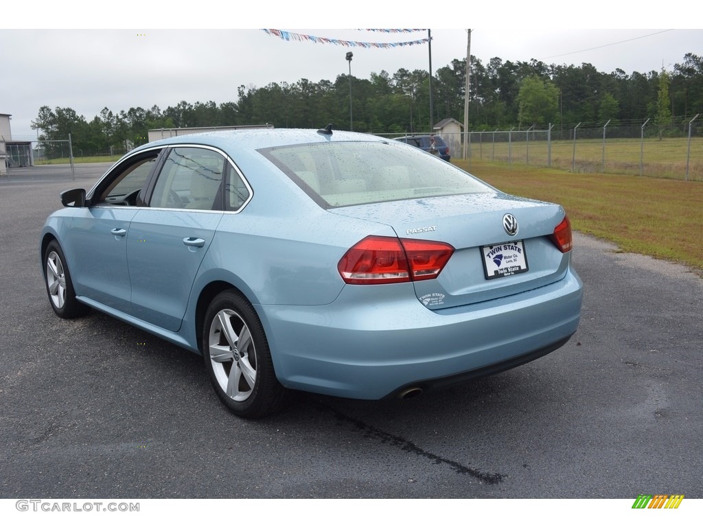 2013 Passat 2.5L SE - Glacier Blue Metallic / Cornsilk Beige photo #5