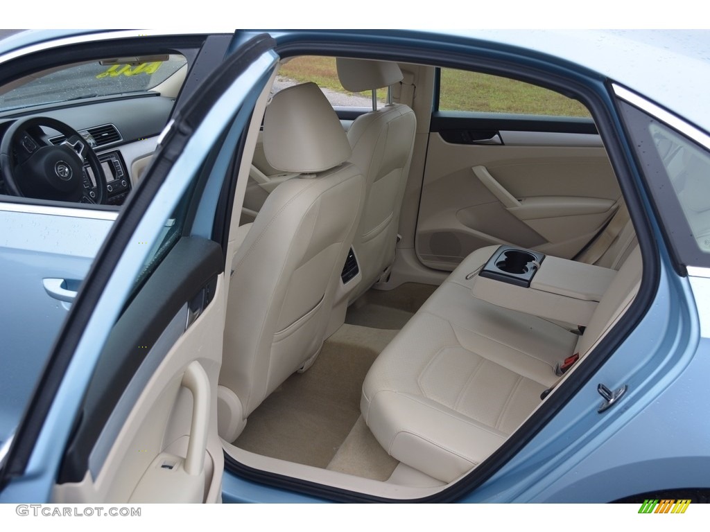 2013 Passat 2.5L SE - Glacier Blue Metallic / Cornsilk Beige photo #19