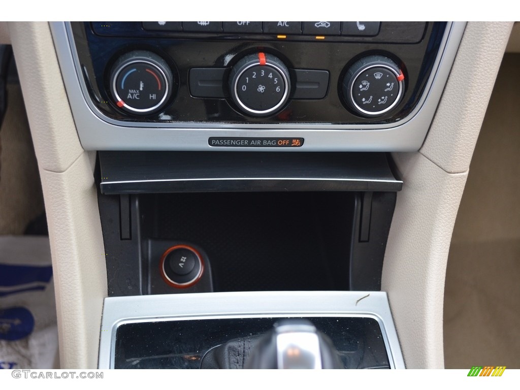 2013 Passat 2.5L SE - Glacier Blue Metallic / Cornsilk Beige photo #31