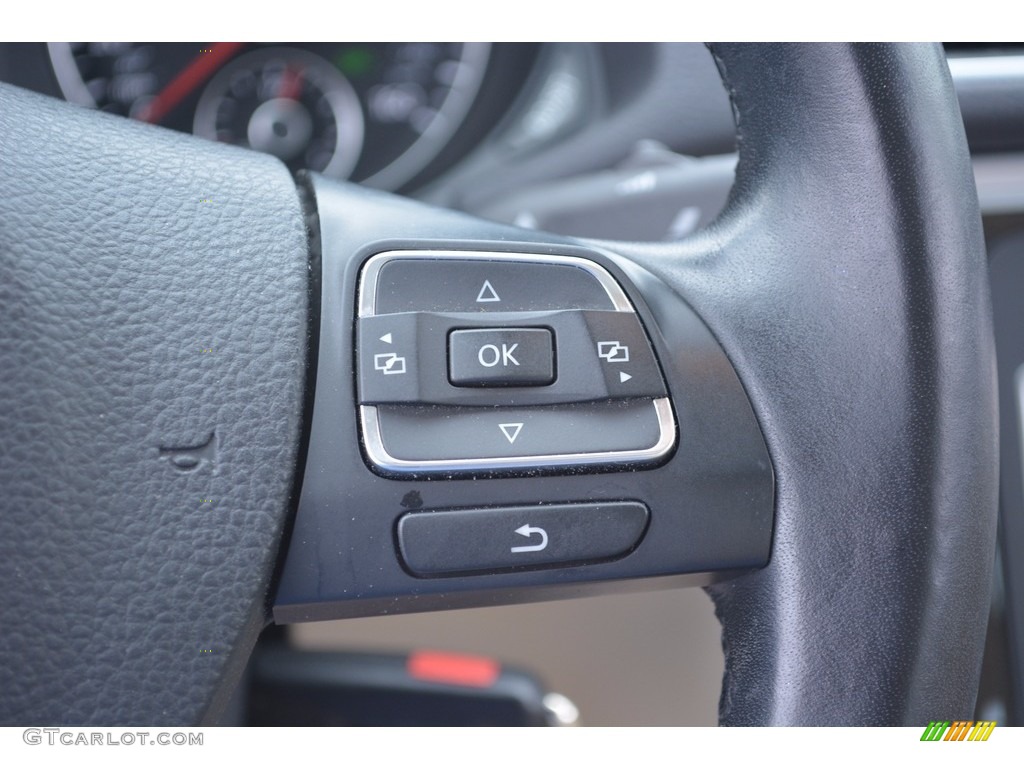 2013 Passat 2.5L SE - Glacier Blue Metallic / Cornsilk Beige photo #38