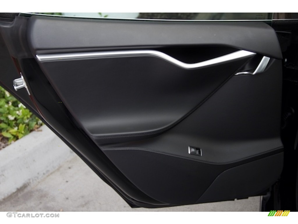 2013 Tesla Model S Standard Model S Model Black Door Panel Photo #113074409
