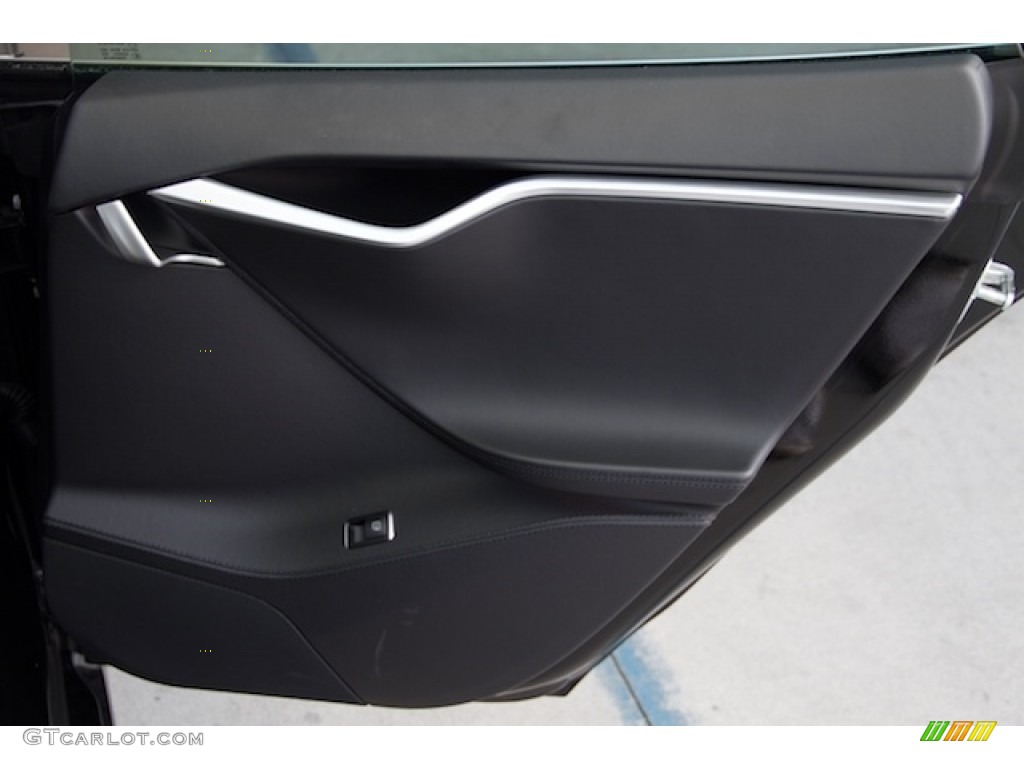 2013 Tesla Model S Standard Model S Model Black Door Panel Photo #113074433