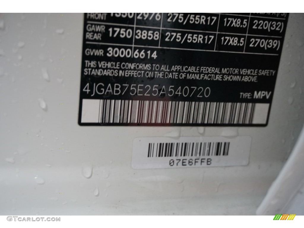 2005 ML 500 4Matic - Alabaster White / Ash photo #13