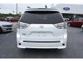 2013 Super White Toyota Sienna SE  photo #4