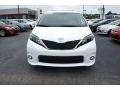 2013 Super White Toyota Sienna SE  photo #28