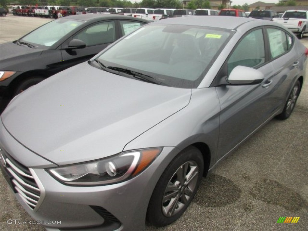 2017 Elantra SE - Gray / Gray photo #2