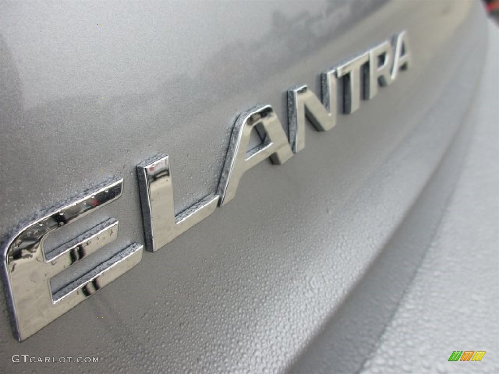 2017 Elantra SE - Gray / Gray photo #5