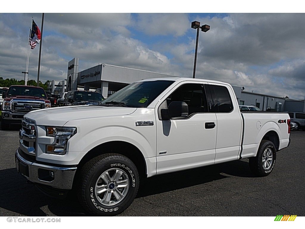 2016 F150 XLT SuperCab 4x4 - Oxford White / Medium Earth Gray photo #3
