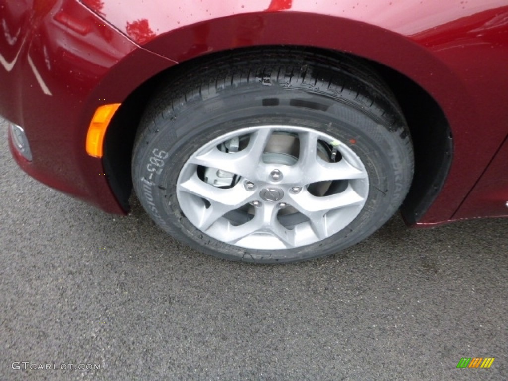 2017 Chrysler Pacifica Touring L Wheel Photos