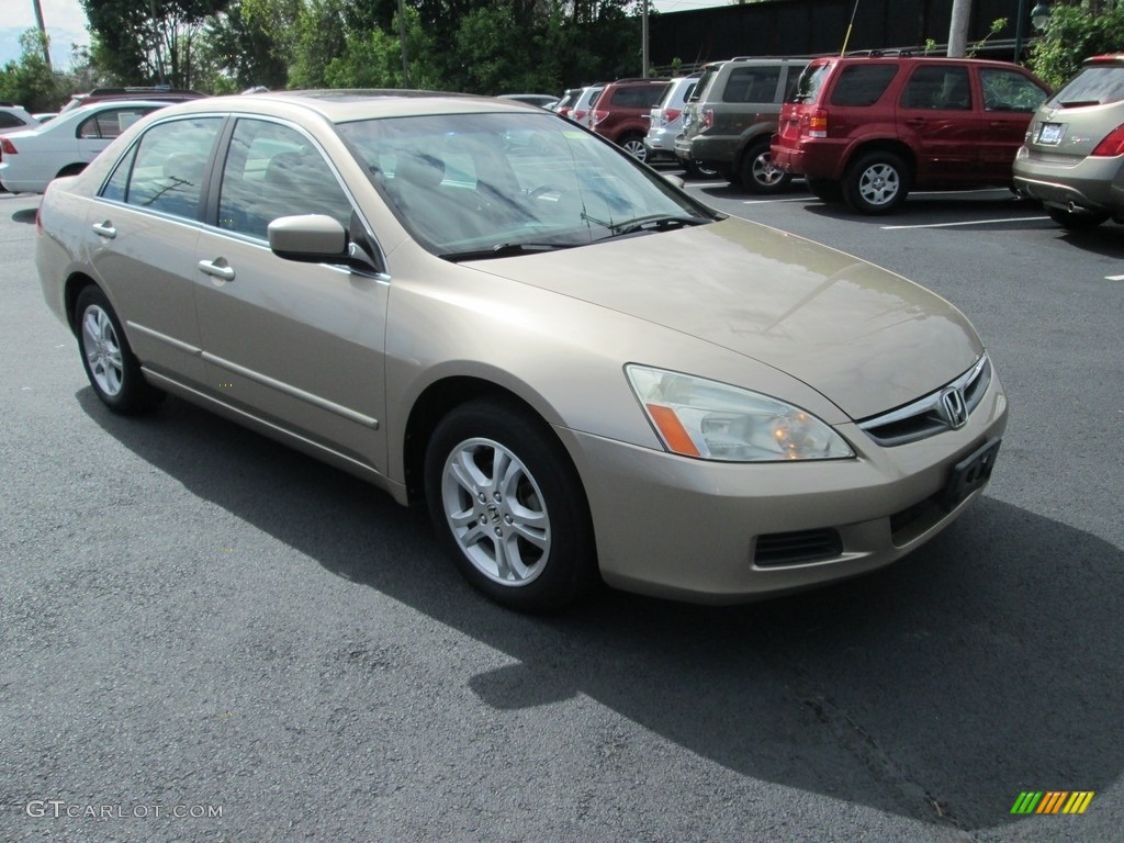 2006 Accord EX Sedan - Desert Mist Metallic / Ivory photo #4