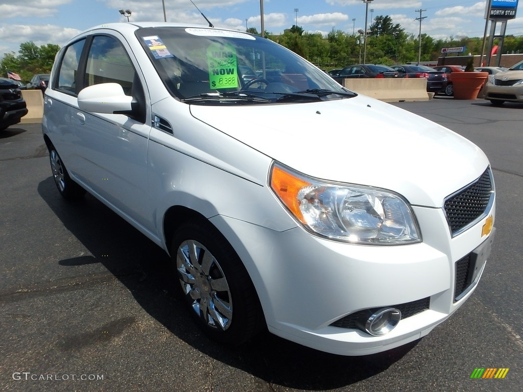 2011 Aveo Aveo5 LT - Summit White / Neutral photo #10