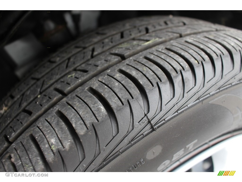 2013 Transit Connect XL Van - Frozen White / Dark Gray photo #19