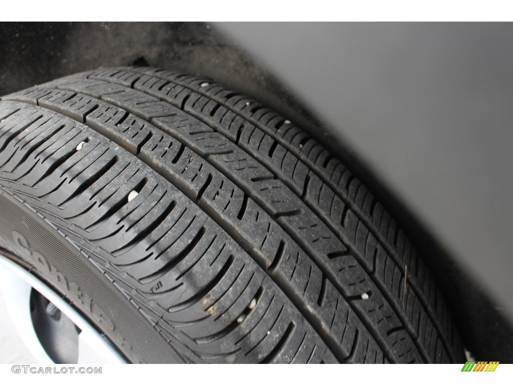 2013 Transit Connect XL Van - Frozen White / Dark Gray photo #22