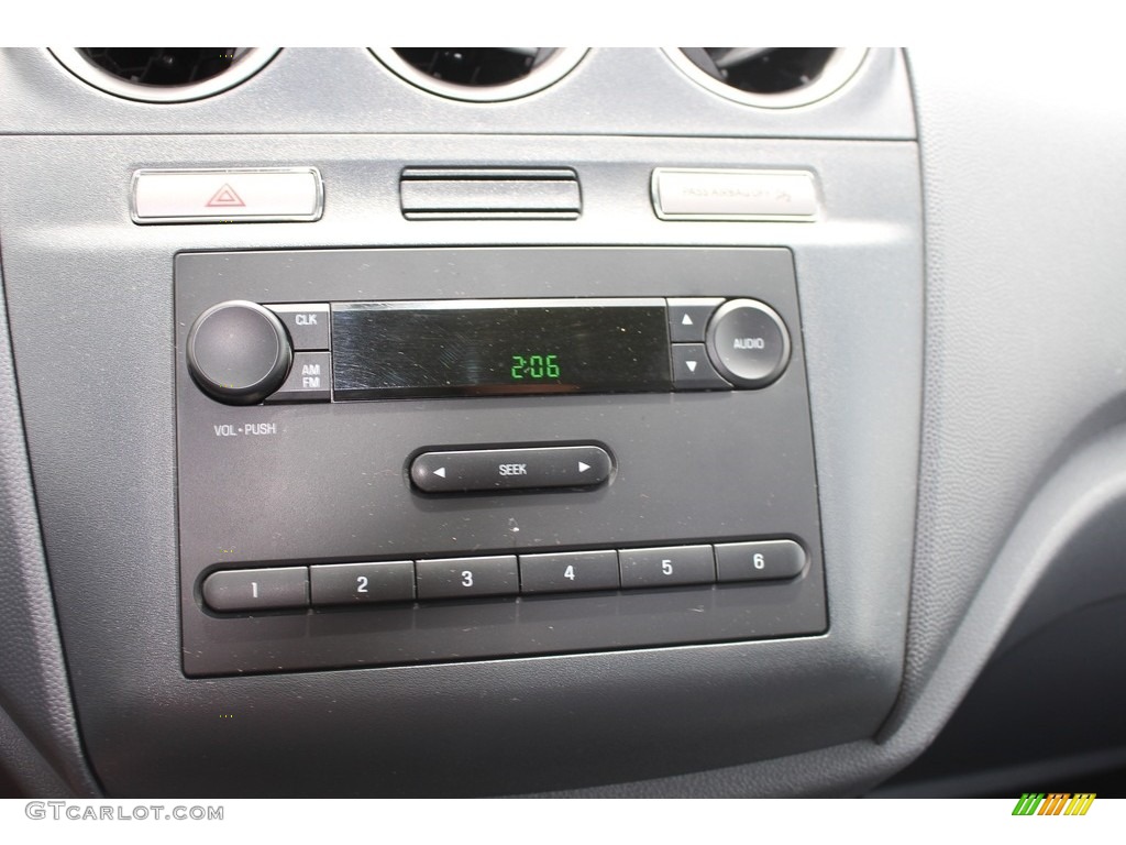 2013 Transit Connect XL Van - Frozen White / Dark Gray photo #26