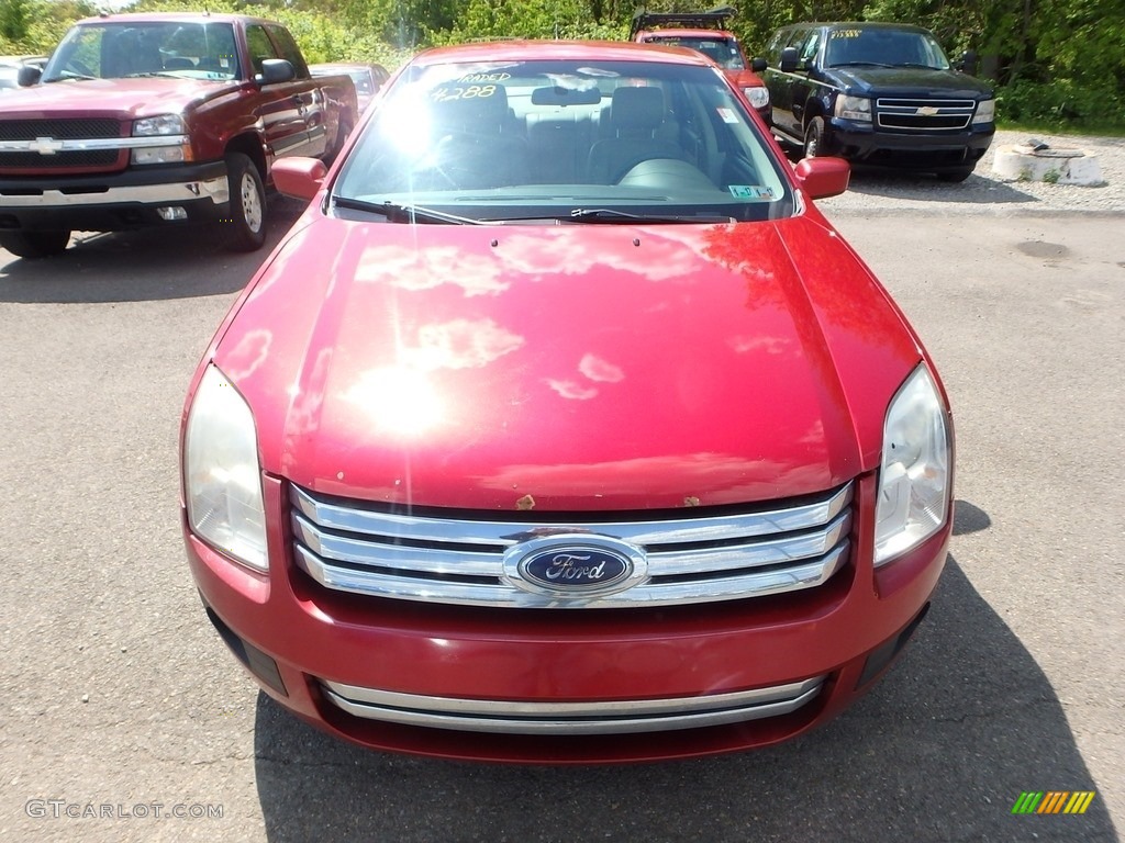 2007 Fusion SE - Redfire Metallic / Camel photo #6