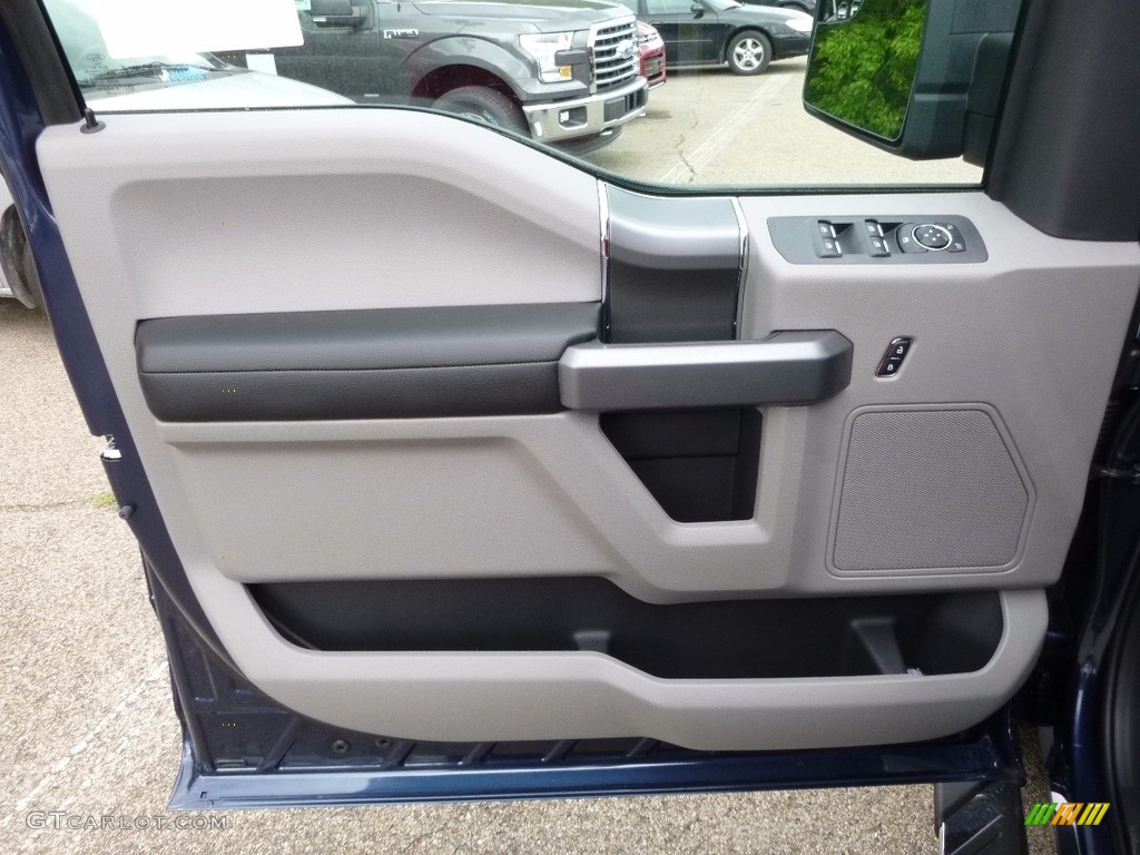 2016 F150 XLT SuperCrew 4x4 - Blue Jeans / Medium Earth Gray photo #13