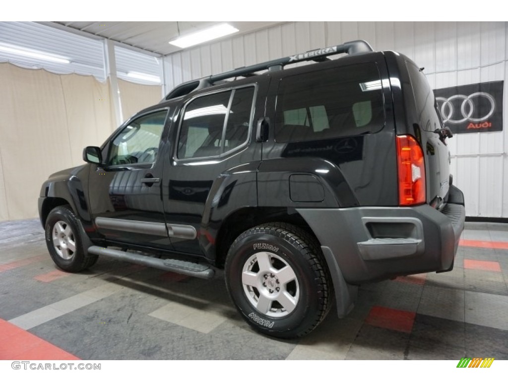 2006 Xterra SE 4x4 - Super Black / Steel/Graphite photo #11