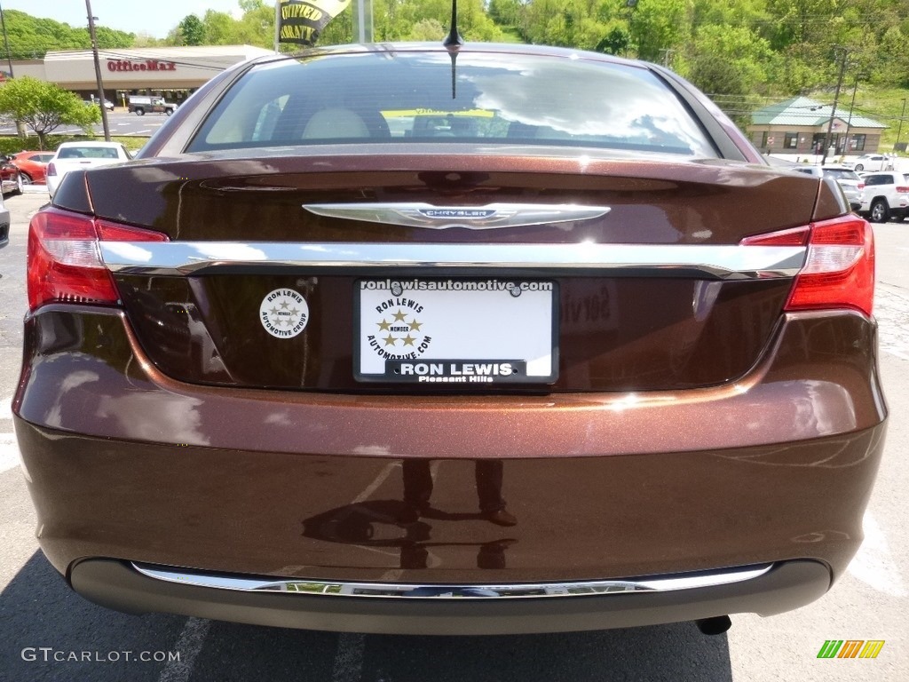2013 200 Touring Sedan - Deep Auburn Pearl / Black/Light Frost Beige photo #4