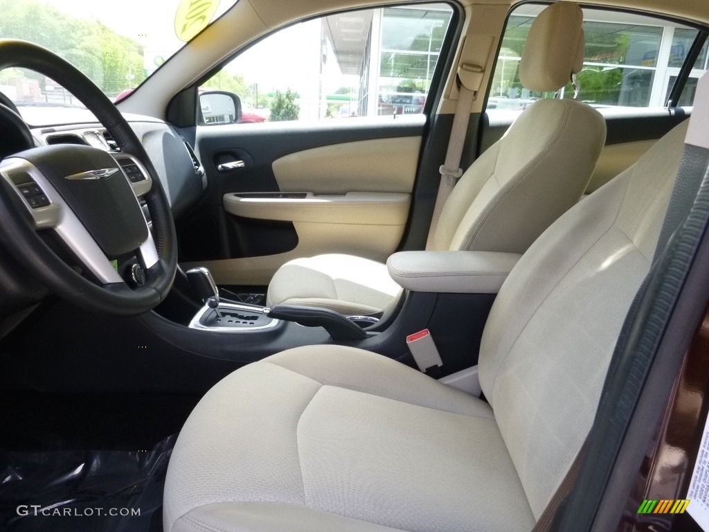 2013 200 Touring Sedan - Deep Auburn Pearl / Black/Light Frost Beige photo #10