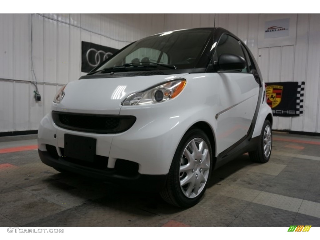 2009 fortwo passion coupe - Crystal White / Gray photo #3