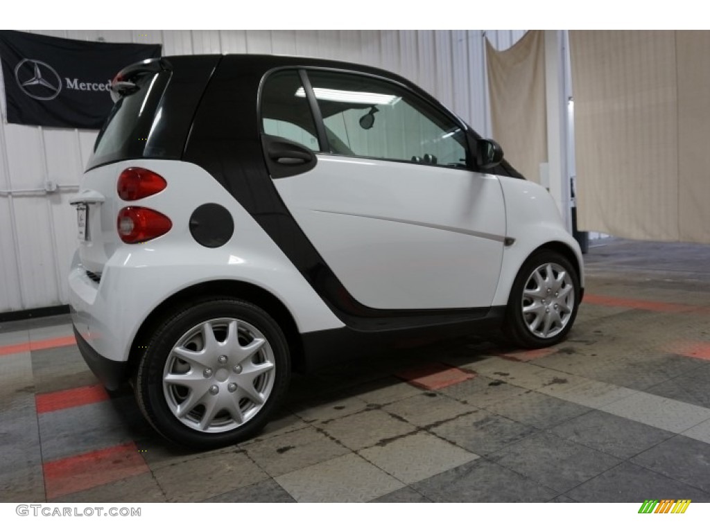 2009 fortwo passion coupe - Crystal White / Gray photo #7