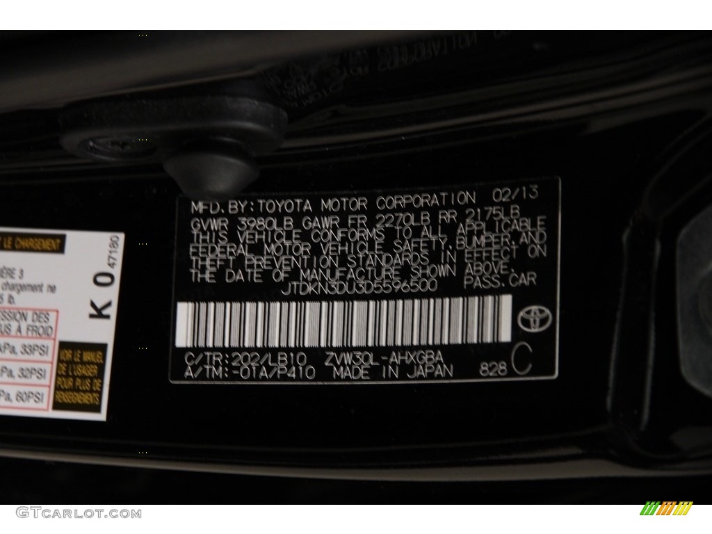 2013 Prius Five Hybrid - Black / Dark Gray photo #15