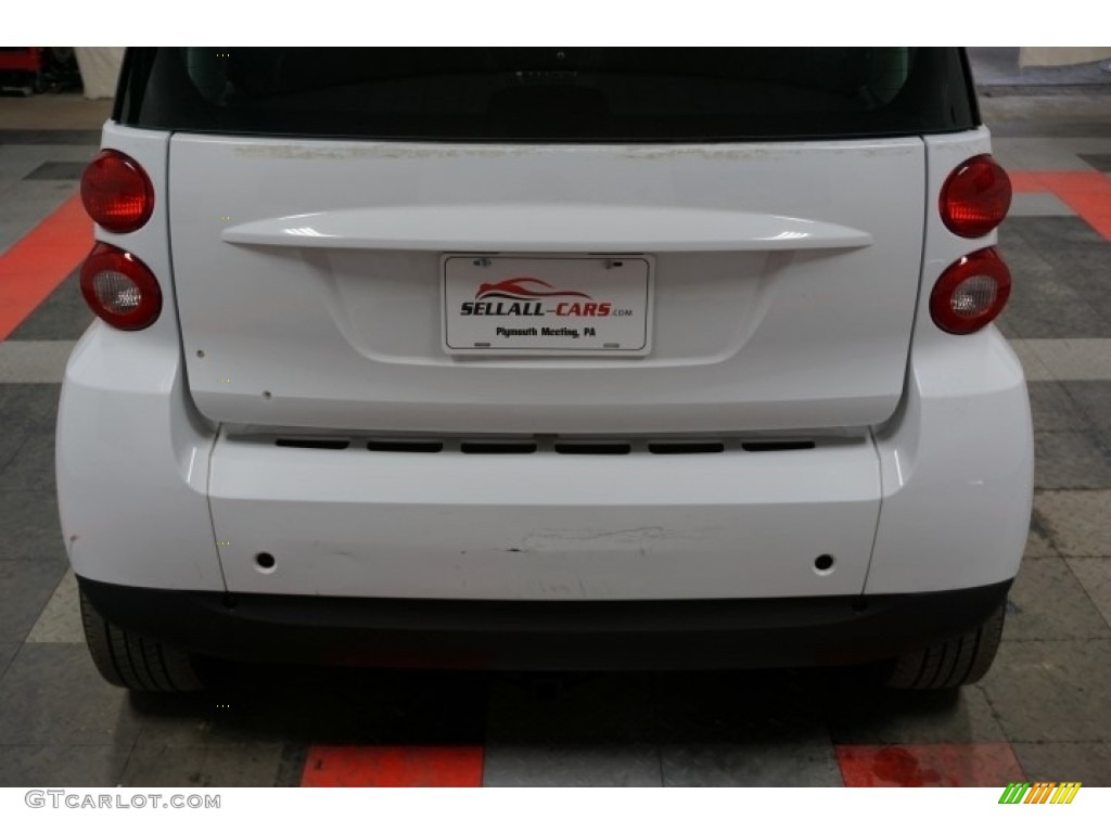 2009 fortwo passion coupe - Crystal White / Gray photo #69